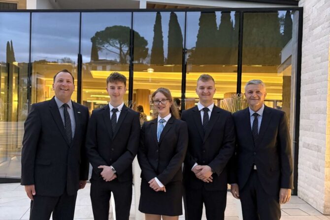 Izjemen uspeh študentov VSŠ Bled na tekmovanju v Italiji